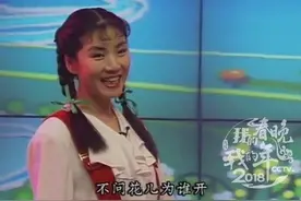 1996年，和潘长江登央视春晚一战而红后，阎淑萍消失背后有隐情？图片