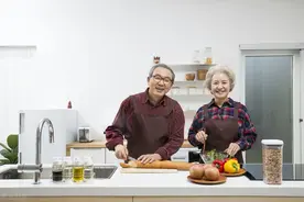 哈佛大学研究：能活过90岁的人具备这29大特征！图片