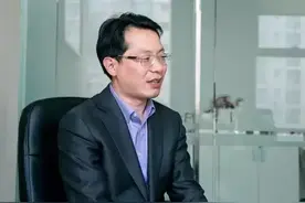 亏损倒闭，眼睛被刺拇指切断，公司上市却要裸捐：包子大王成长记图片