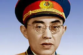 她参加八路军时，被王新亭拒绝，后来竟然成为王新亭上将的夫人图片