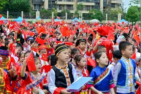 广西南宁｜欢庆壮乡三月三，这个学校嗨翻天！图片