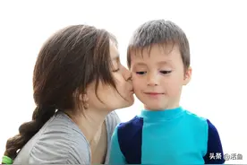 父母离婚后，我跟着母亲生活，母亲教会我做一件事儿，我受益终身图片