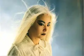 《白发魔女传》幕后故事：杨紫琼错过女主角，剧组2个月昼伏夜出图片