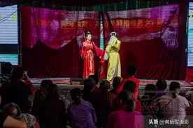 中国客家人最多的城市，常住人口为897.0014万，传统戏曲独特精彩图片