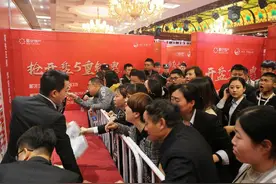 为什么很多楼盘一开盘就“售罄”？老销售道出实情：全是戏图片