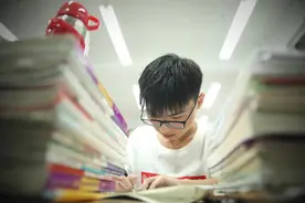 故事：高考之后的母亲图片