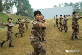 “西南猎豹”实战格斗，特战女兵加入图片