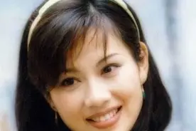 2005年，经纪人骗光钱财赶她出门，与母亲决裂，丧父后患癌又抑郁图片