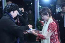 秦腔表演艺术家马友仙喜收爱徒，马家军再添新成员！图片