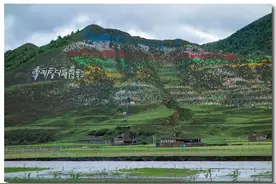 山水间的经幡、佛像和玛尼石，这里是藏区最美的自驾路图片