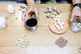 鱼缸物理滤材和生化滤材要如何选择搭配才科学？跟腿哥了解一下吧视频封面
