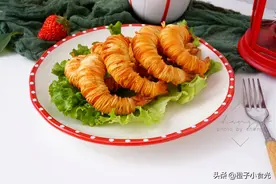 给年夜饭加道菜“腰缠万贯”，酥脆鲜美，寓意财源广聚，家财万贯图片