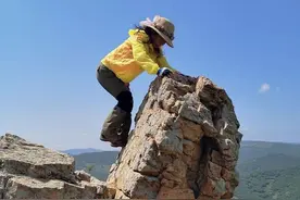 独居的那些事儿：我把性别改成了“男”，手术也只能自己签字图片