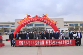 “民乐憨小伙”务工脚步迈向非洲几内亚图片