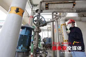复工复产企业行 | 抗疫生产两不误 迪尔化工稳步推进三年发展规划图片