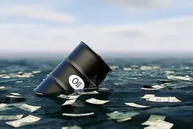 国际油价持续暴跌，想抄原油的底？风险远远大于机会图片