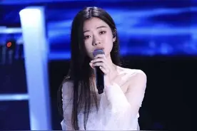女歌手排行榜：邓紫棋稳居第一名，单依纯成为最大的黑马图片