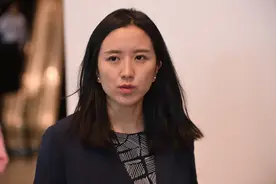 你的同龄人永远淘汰不了你，能够淘汰你的是对待工作的态度图片