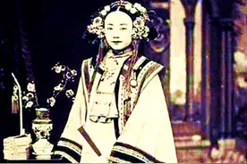 清代奇案：妻子貌美，被人欺凌害死，丈夫变身女人，为妻报仇雪恨图片