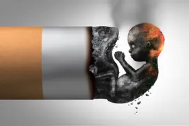 医生戒烟半年后，难忍烟友的烟味，自己身体也发生了明显的变化图片