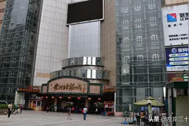 虎门黄河服装城，东莞人气最高的购物胜地，网购时代的它还好吗？图片