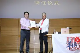 著名战略咨询专家王志纲：年轻人要学会忽略和拒绝图片