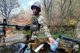 07迷彩防弹衣现身纳卡冲突！亚美尼亚动员兵大量穿着，来源成谜图片