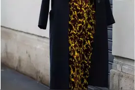 时髦的女人已经不穿粗跟鞋了，来看看今秋最火的平底鞋你有几双？图片