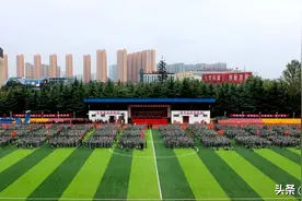 陕西财经职业技术学院召开2021级新生开学典礼暨军训动员大会图片