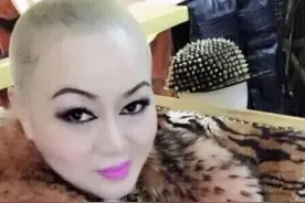 江浙沪第一女富婆，人称“宾利姐”，找到对象立马送车却无人敢要图片
