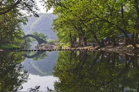 上海自驾3小时可达的千年古村：白云古桥晓鹿溪，青山秀水近天涯图片