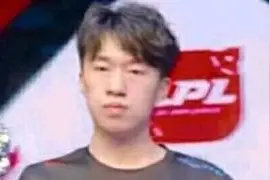 精神小伙表情包图片