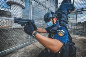 前方高能！真正的“人类高质量男性”在监狱出没图片