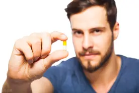 口服盐酸达泊西汀片的注意事项，男性朋友一定要注意图片