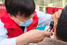 全国爱耳日，河南省人民医院耳鼻咽喉头颈外科专家来送礼图片