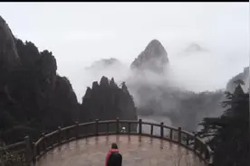 外国著名摄影师发绝美黄山视频，评论区：原来中国山水画是真的图片