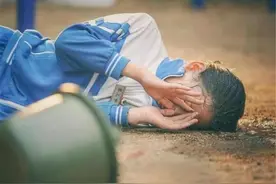 学校里这3种学生，容易被“校霸”们盯上，家长一定要注意图片