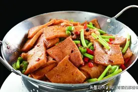 孩子最爱吃这菜，3天不吃馋得慌，超简单，香辣开胃，好吃还营养图片