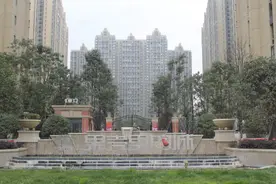 成都业主反映“果壳里的城”小区物业管理水平引争议 龙泉驿多部门回应图片