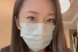 美国抗疫前线：那些在白宫发问、追问、连环问的小姐姐图片