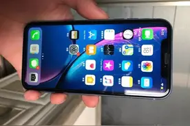 苹果火力全开，无线充电+面容ID，双卡双待iPhone跌至3899元图片