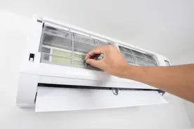 家用空调可以用消毒液清洗吗？公交里的空调能用了吗？专家回应！图片