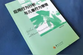 爸爸出去流浪，他有家回不了，我想逃逃不掉图片