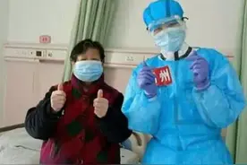 武汉“逃跑奶奶”惹非议，主治医生：她只是老小孩，谁都会老图片