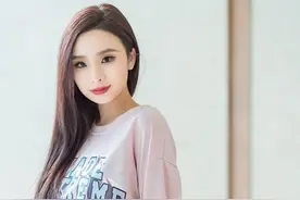 卫衣 + 3件下装 = 今春王炸组合！太洋气图片