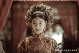 她是大清的末代公主，和自己父亲平起平坐，连慈禧都要让她三分图片