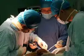 “左右神经互换，一侧大脑管双手”——聊城市二院成功实施聊城市首例健侧颈7神经移位术治疗中枢性偏瘫图片