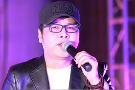 杨娜：二婚嫁给刀郎，生下女儿40天后半夜逃出家门图片