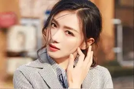两性交往，中年女人最难抗拒的是男人这样撩她图片