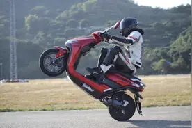 48V、60V电动车装72V电池有风险吗？会不会伤车？老师傅告诉你图片